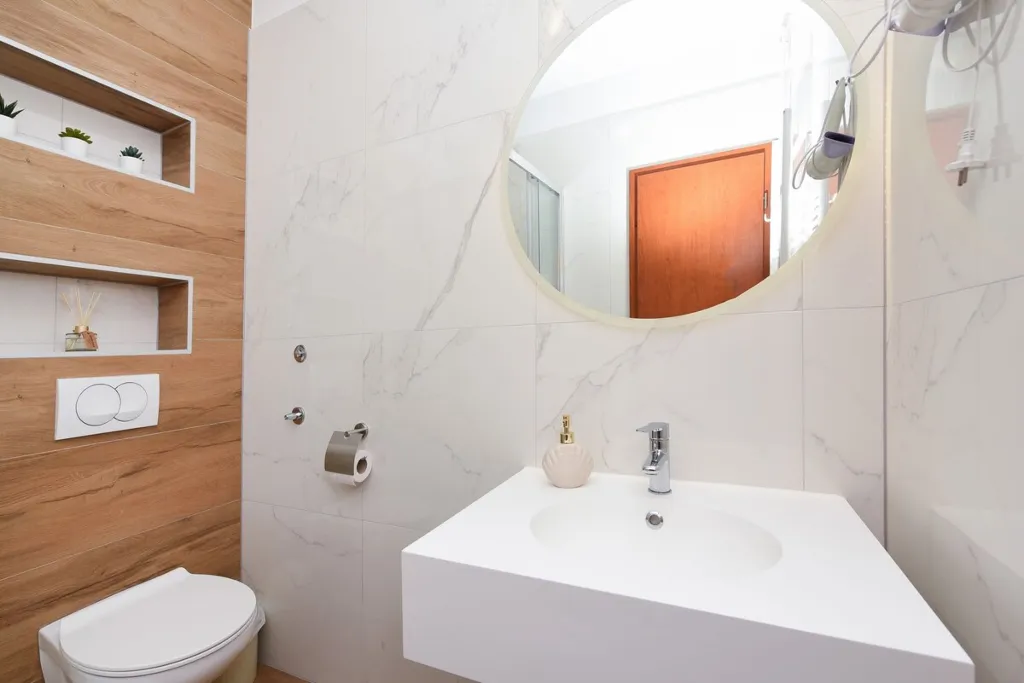 Starigrad Sea View Apartment for 4 Guests