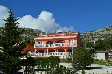 Starigrad Sea View Apartment for 4 Guests