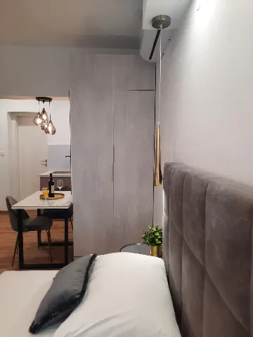 Studio Apartment for 2 Guests in Starigrad