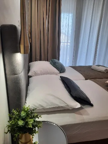 Studio Apartment for 2 Guests in Starigrad