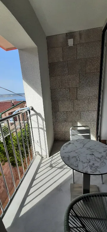 Studio Apartment for 2 Guests in Starigrad