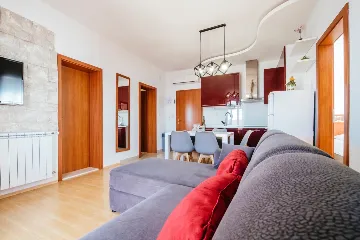 Sea-View Apartment for Families in Starigrad