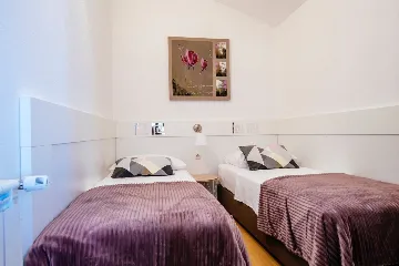 Sea-View Apartment for Families in Starigrad