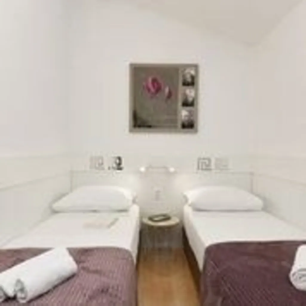Sea-View Apartment for Families in Starigrad