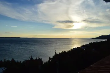 Sea-View Apartment for Families in Starigrad