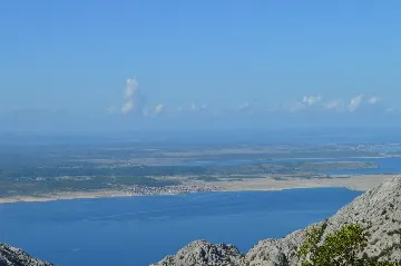 Sea-View Apartment for Families in Starigrad