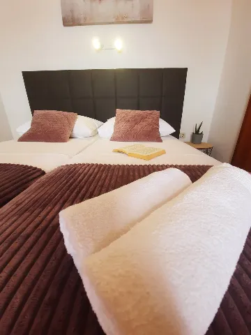 Sea-View Apartment for Families in Starigrad