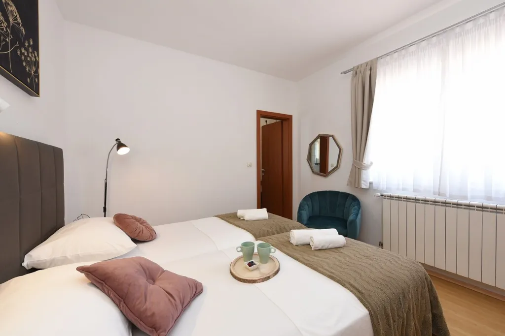 Starigrad Apartment with Balcony & Partial Sea View