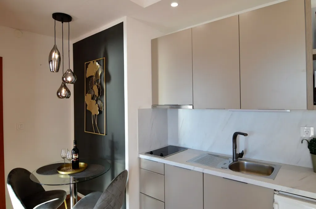 Sea-View Apartment in Starigrad for 2 Guests