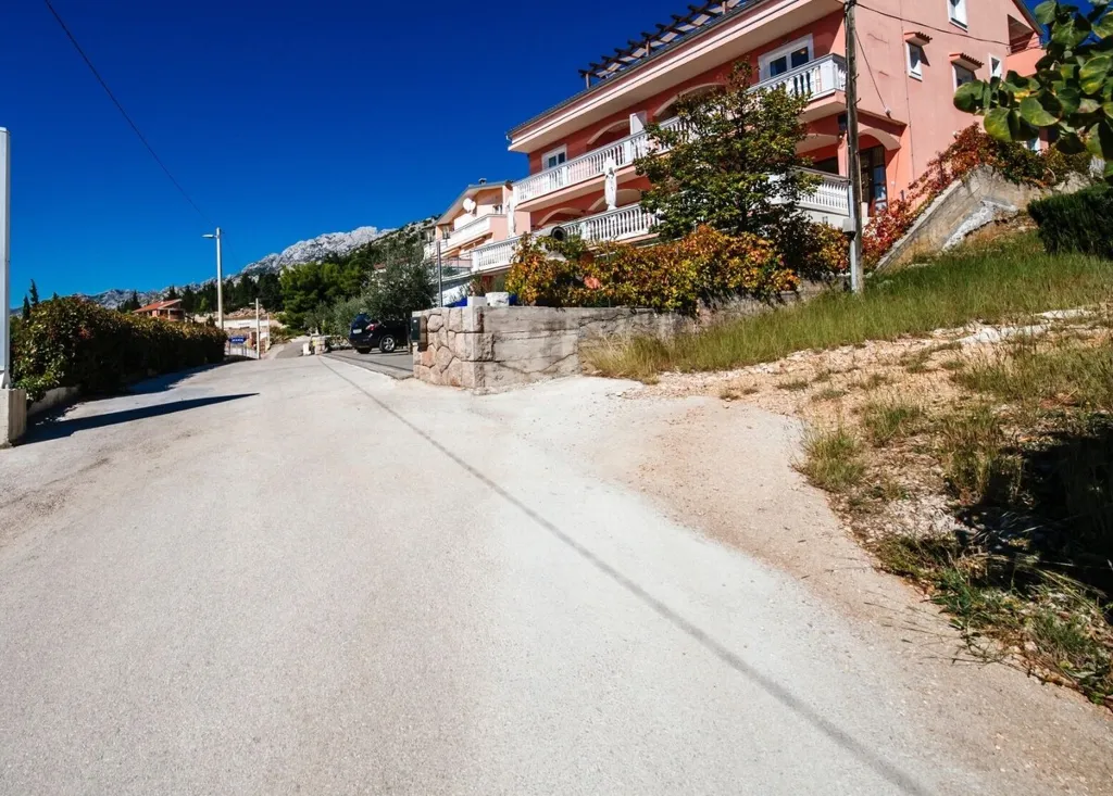 Sea-View Apartment in Starigrad for 2 Guests
