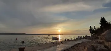 Sea-View Apartment in Starigrad for 2 Guests