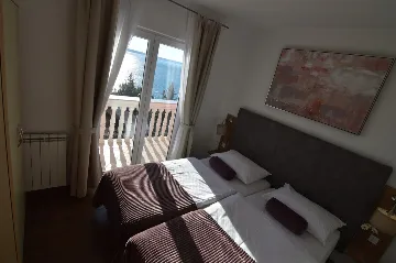 Sea-View Apartment in Starigrad for 2 Guests