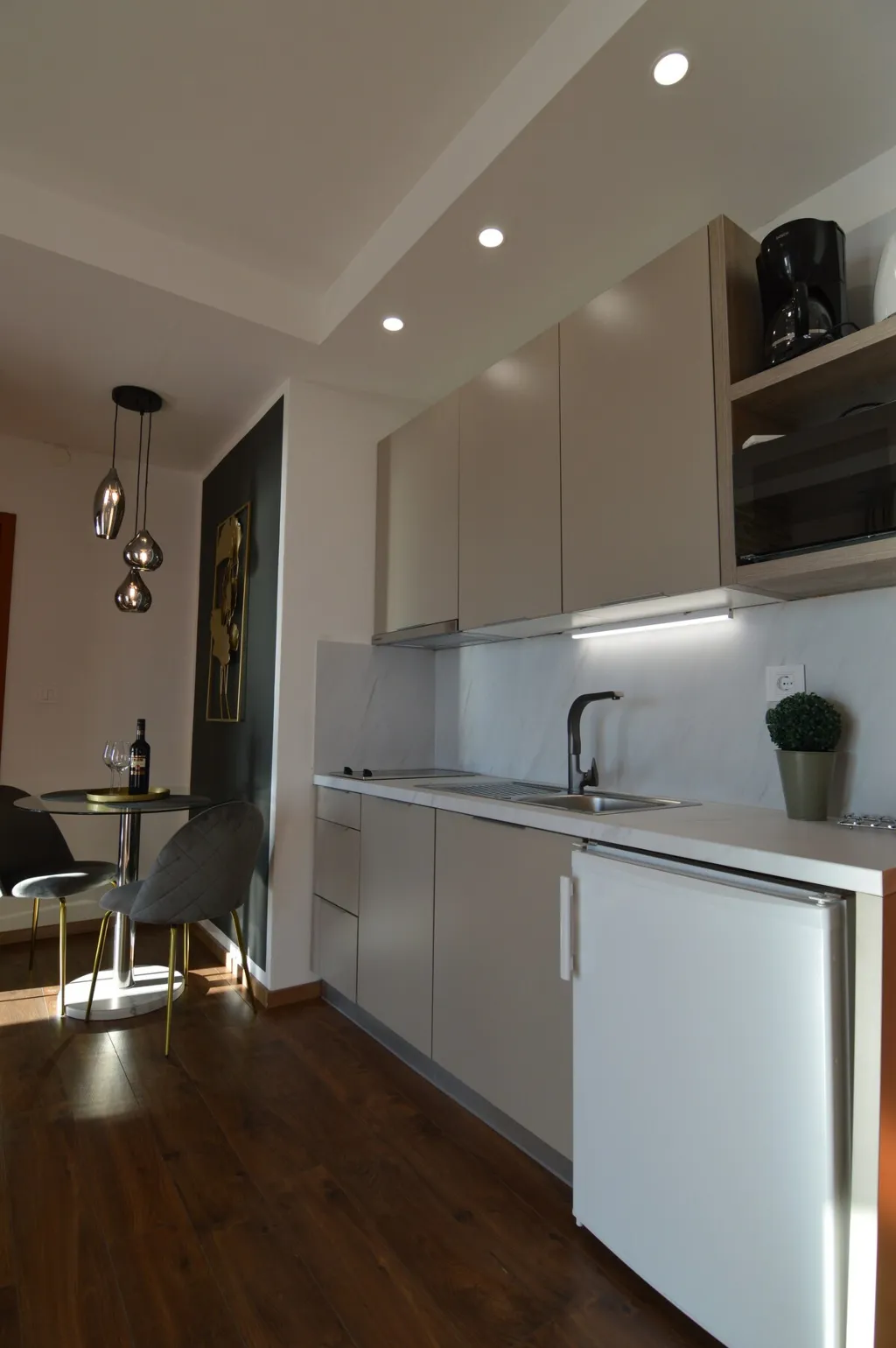 Sea-View Apartment in Starigrad for 2 Guests