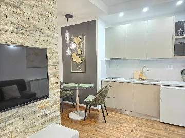 Sea-View Apartment in Starigrad for 2 Guests