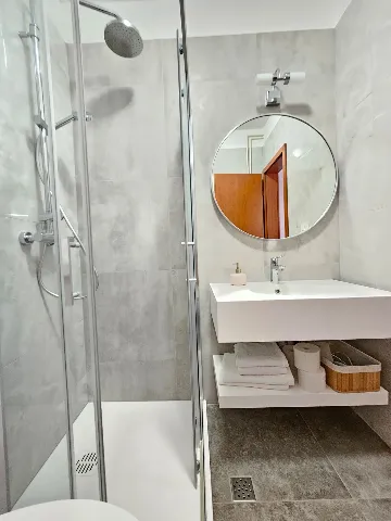 Sea-View Apartment in Starigrad for 2 Guests