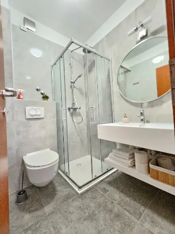 Sea-View Apartment in Starigrad for 2 Guests