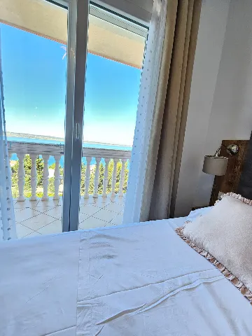 Sea-View Apartment in Starigrad for 2 Guests