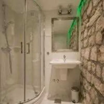 Air-Conditioned Apartment Room in Dubrovnik