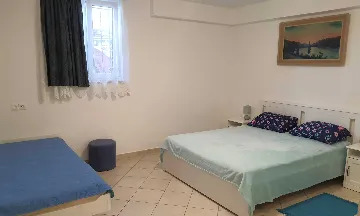 Apartment for 4 in Crikvenica, 100 m to Beach
