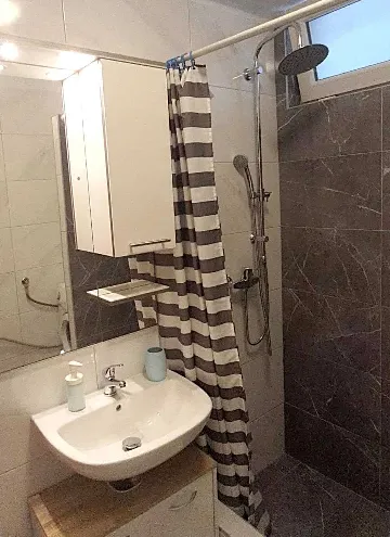 Apartment for 4 in Crikvenica, 100 m to Beach