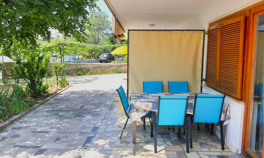 Apartment for 4 in Crikvenica, 100 m to Beach