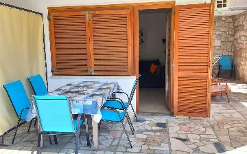 Apartment for 4 in Crikvenica, 100 m to Beach