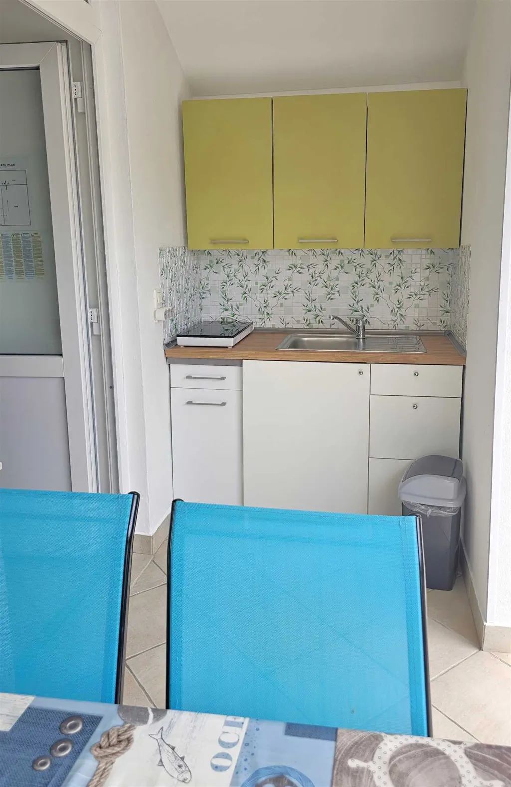 Crikvenica Studio with Kitchenette & Parking