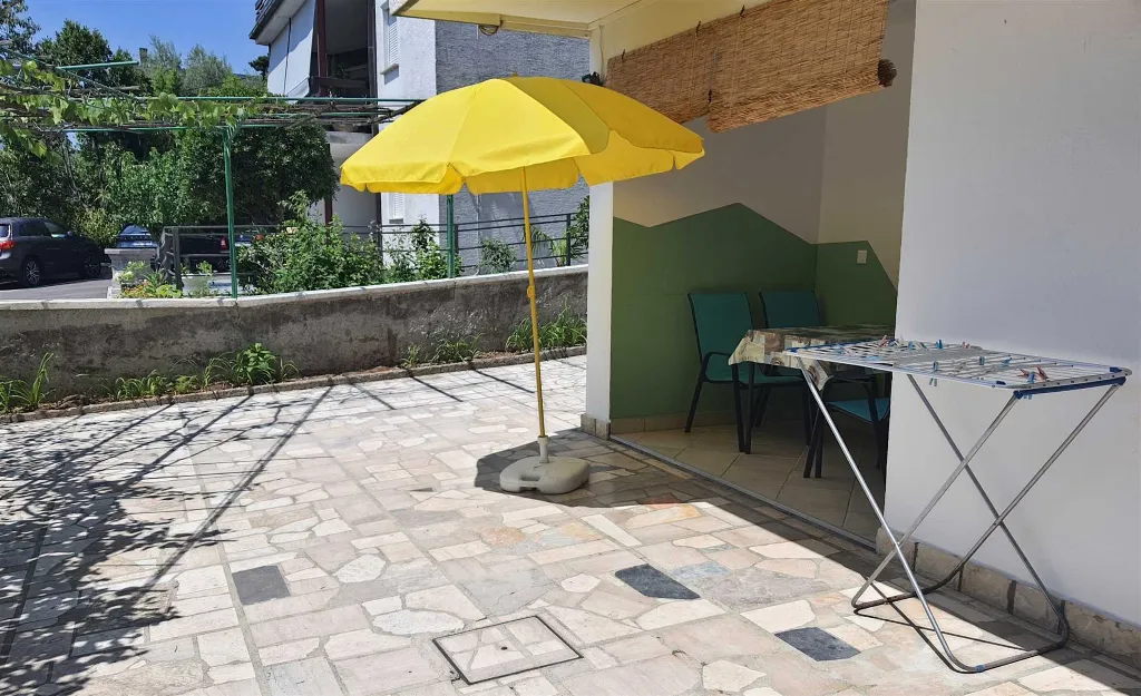 Crikvenica Studio with Kitchenette & Parking