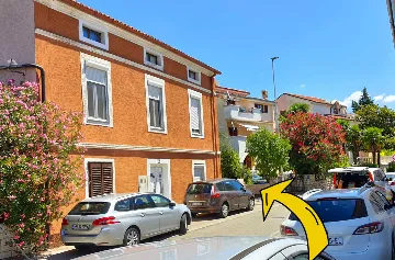 Crikvenica Studio with Kitchenette & Parking