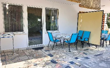 Crikvenica Studio for 2 Guests, 100 m to Beach