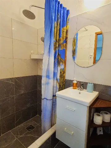 Crikvenica Studio for 2 Guests, 100 m to Beach