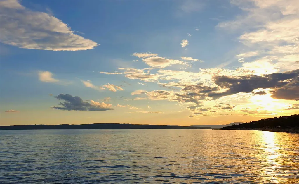 Studio in Crikvenica with Sea View and Parking