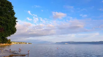 Studio in Crikvenica with Sea View and Parking