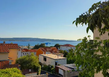 Studio in Crikvenica with Sea View and Parking