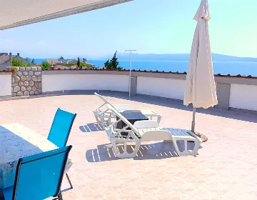 Apartment in Crikvenica with Sea View & Parking