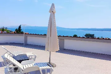 Apartment in Crikvenica with Sea View & Parking