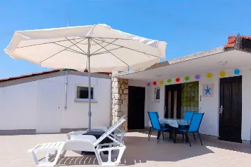 Apartment in Crikvenica with Sea View & Parking