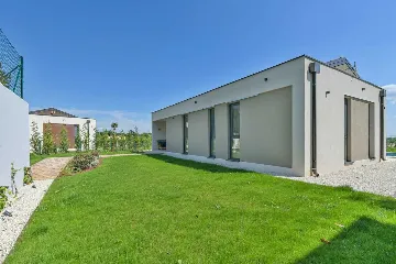 House in Orbani with Private Garden & Pool