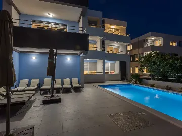 Novalja Studio for 3 Guests with Private Balcony