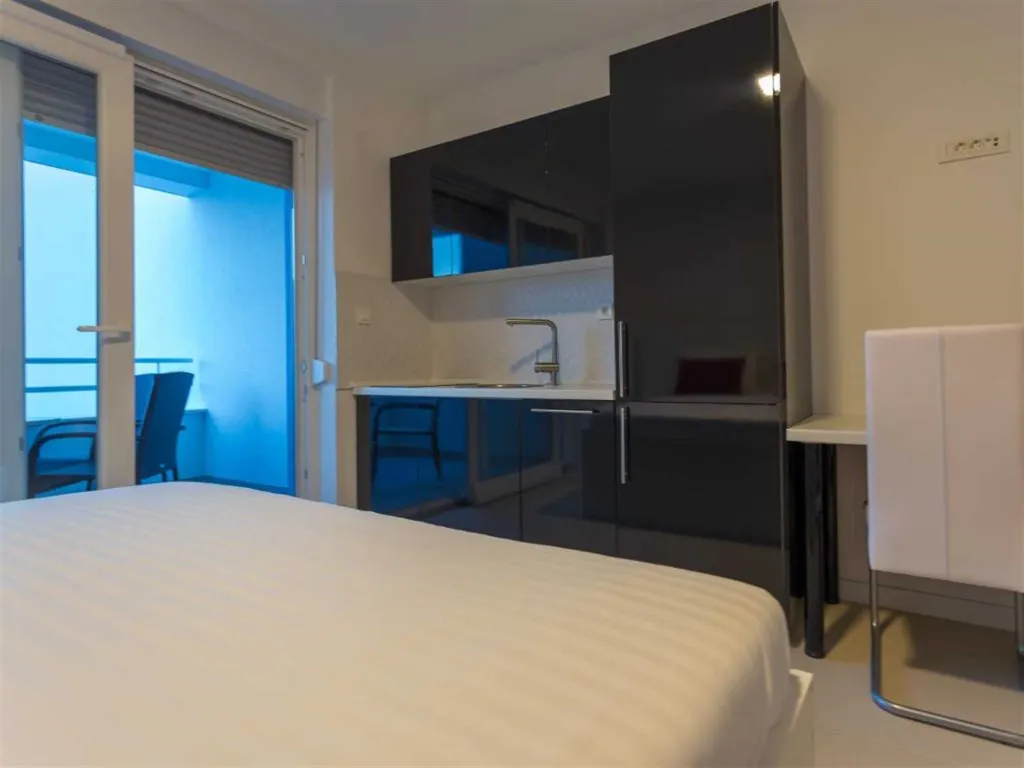 Novalja Studio for 3 Guests with Private Balcony