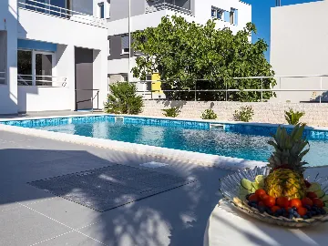 One-Bedroom Apartment with Balcony in Novalja