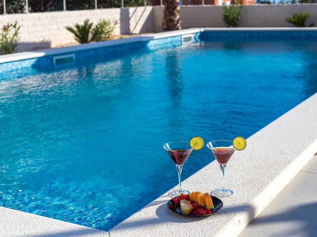 Two-Bedroom Apartment with Balcony in Novalja