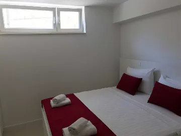 Basement Apartment in Novalja for Up to 7