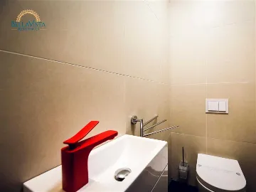 One-Bedroom Apartment with Balcony in Novalja for 4