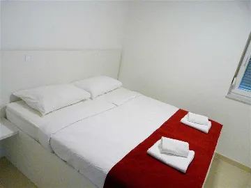 One-Bedroom Apartment with Balcony in Novalja for 4