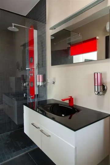 One-Bedroom Apartment with Balcony in Novalja for 4