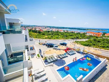 Two-Bedroom Apartment with Balcony in Novalja