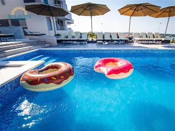 1-Bedroom Apartment in Novalja for up to 5 Guests