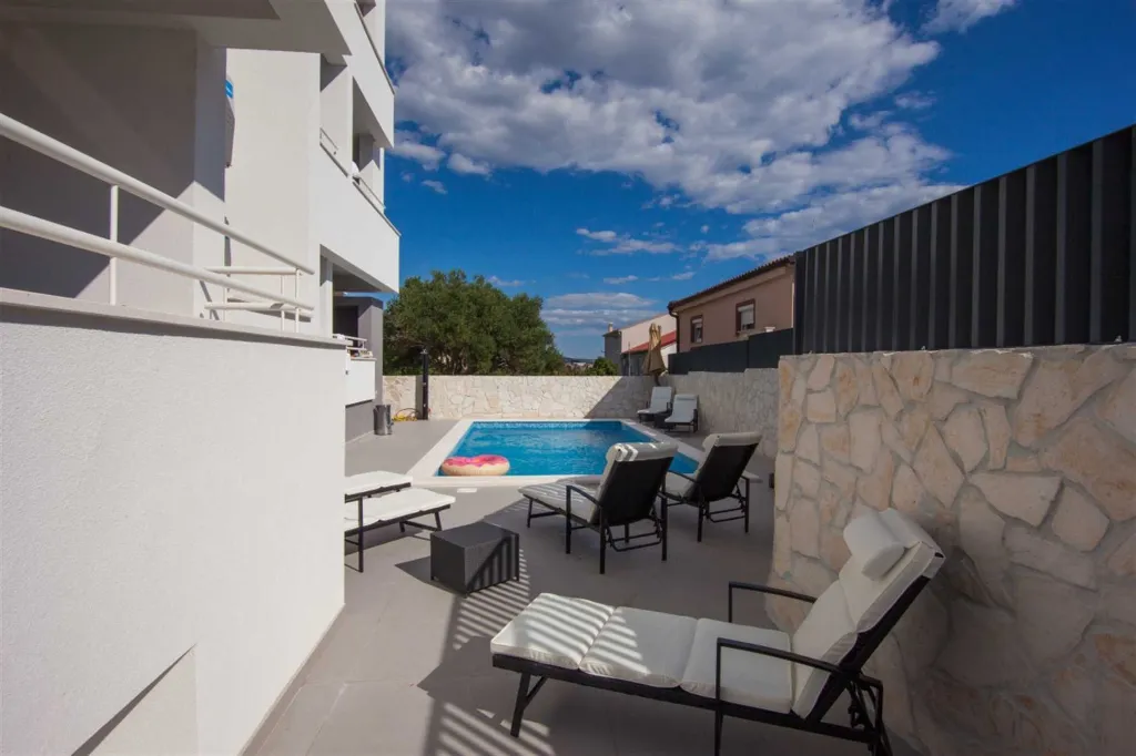 One-Bedroom Apartment with Balcony in Novalja