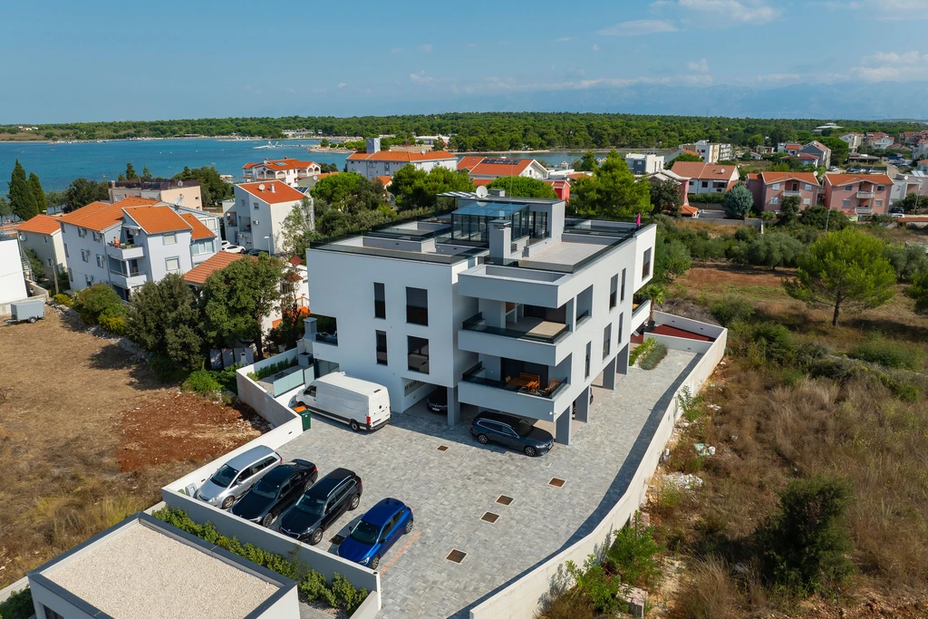 RoBell, apartman s privatnim bazenom i vrtom